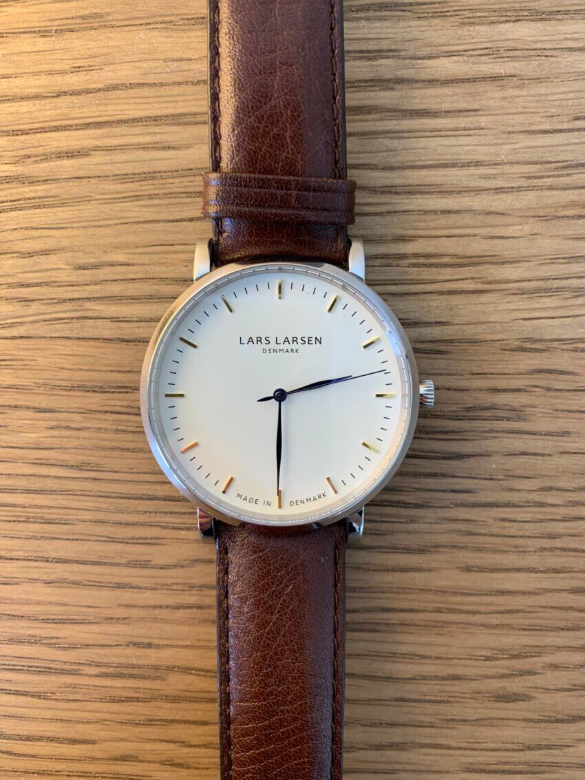 エルラーセンの腕時計のlw43