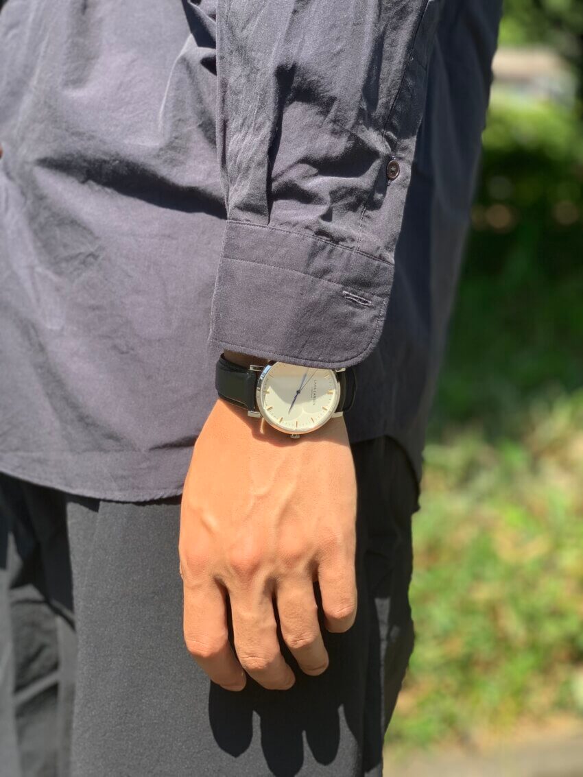 エルラーセンの腕時計のコーデ