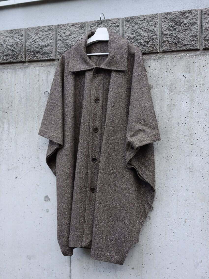 アナトミカのケープコート「CAPE」