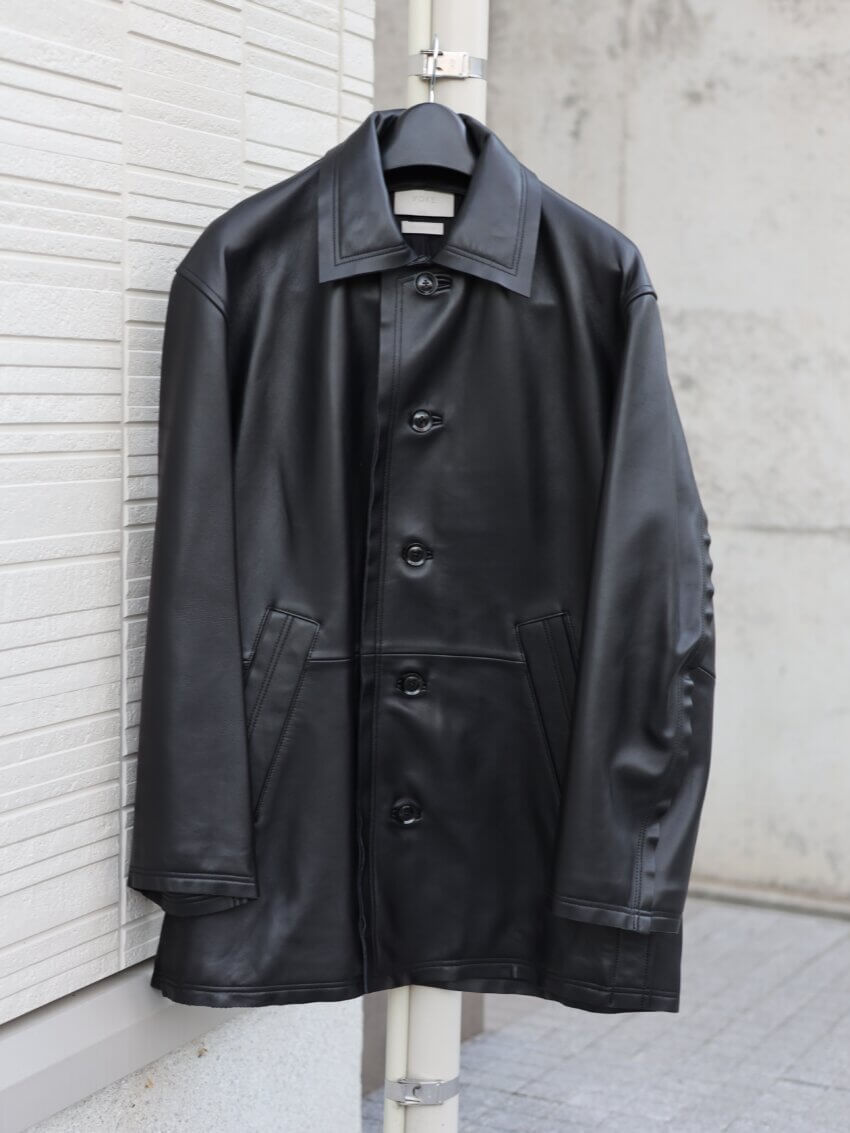 ヨークのカットオフレザーカーコート