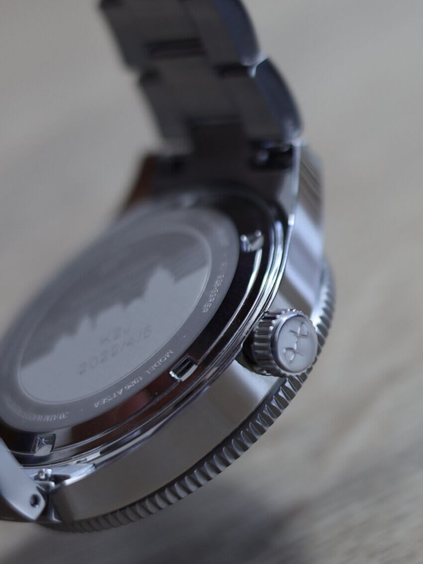 アバウトヴィンテージの腕時計「1926」の時刻設定方法