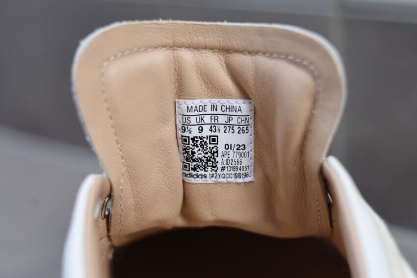 スタンスミスLUXのレザーライニング(シュータン)