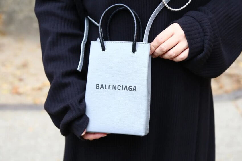 ラクサスのレンタルバッグ「バレンシアガ」
