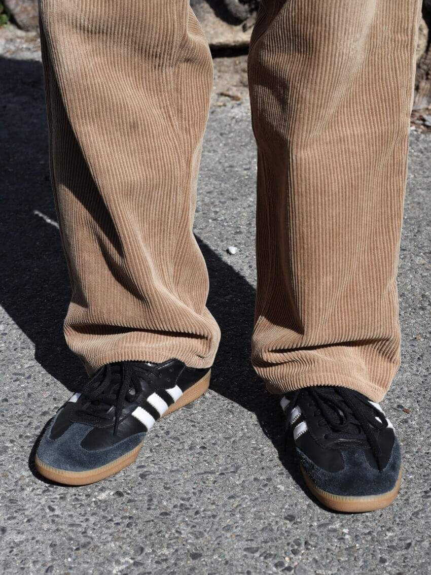 アディダスのサンバデコンの着用イメージ・サイズ感