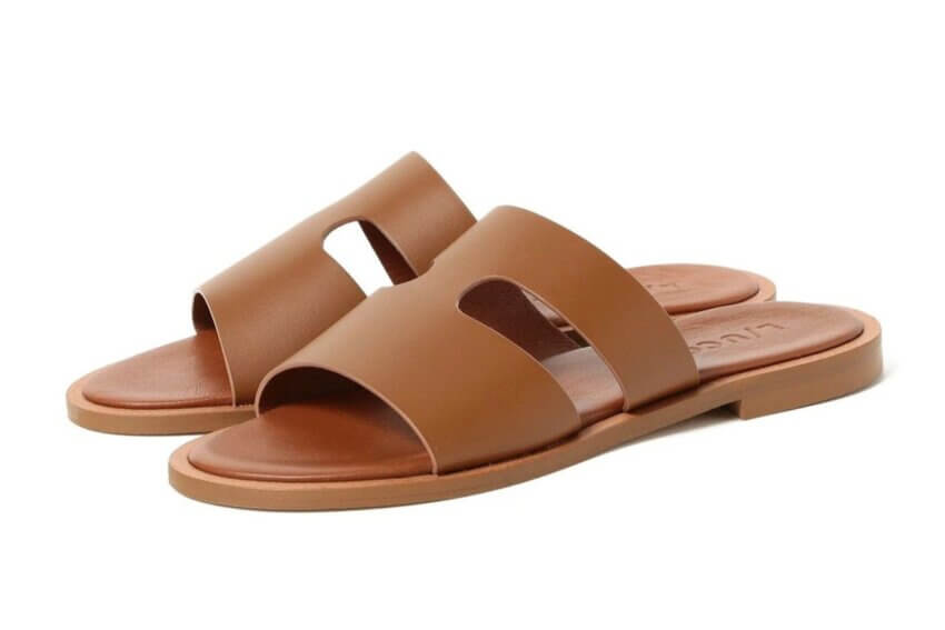 ルッカのレザーサンダル