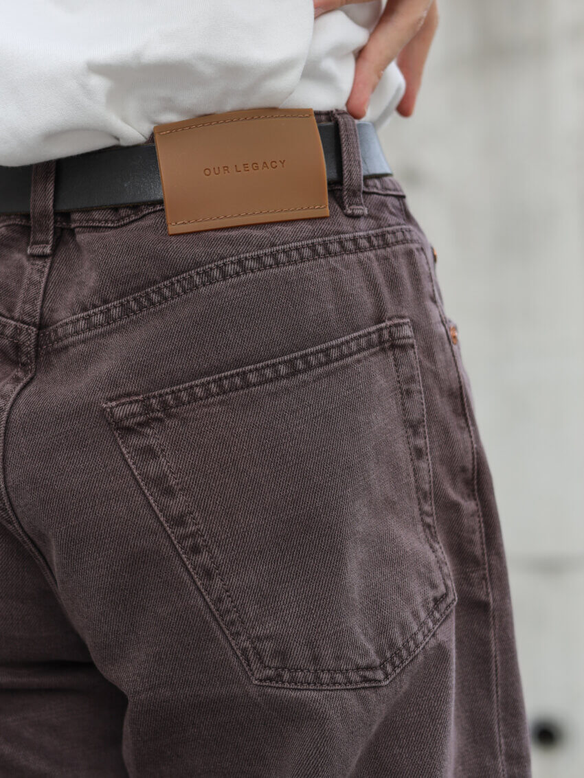 アワーレガシーのVAST CUTデニムのサイズ感（ヒップ）