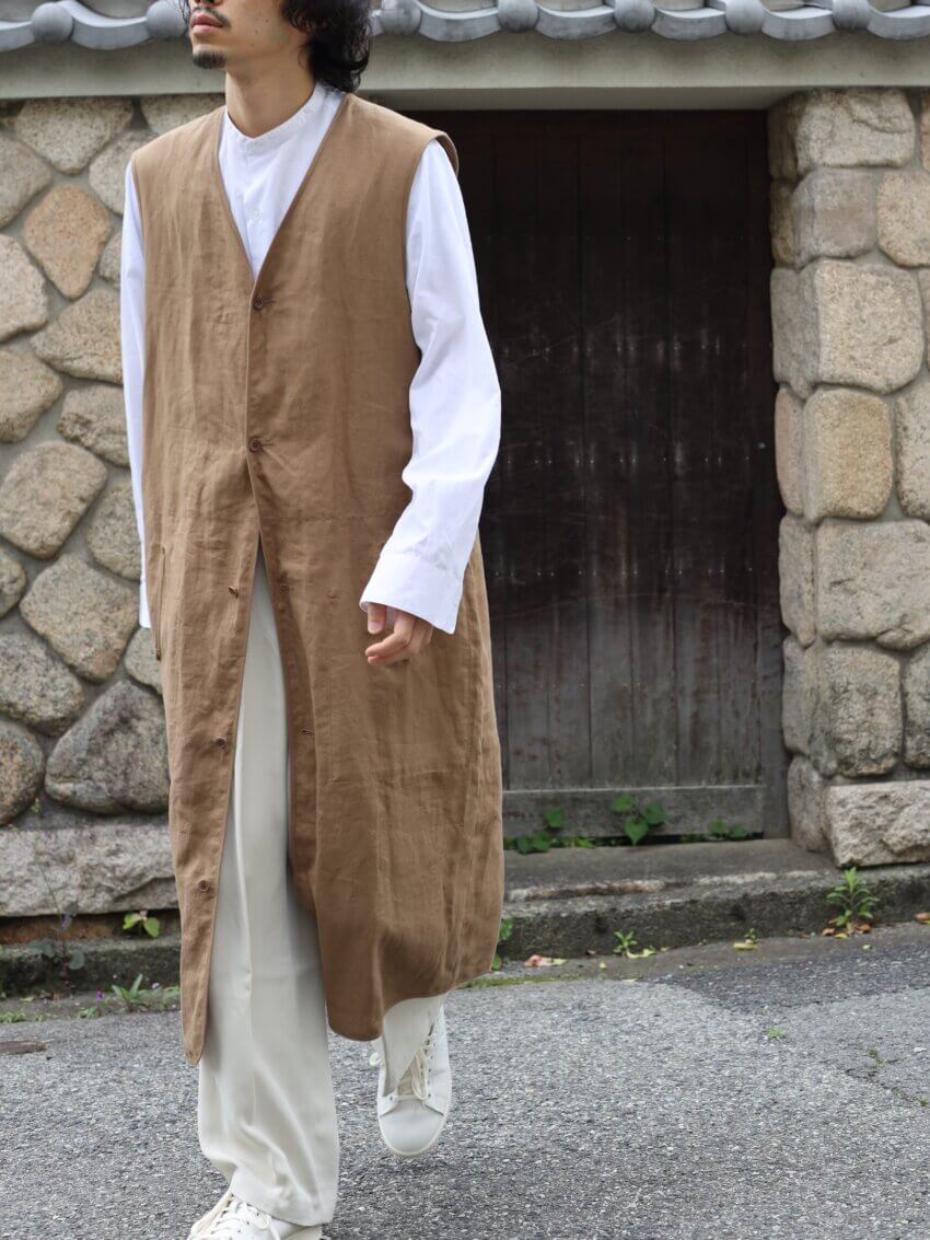 ヘドメイナーのスリーブレスロングベストのサイズ感・着用感