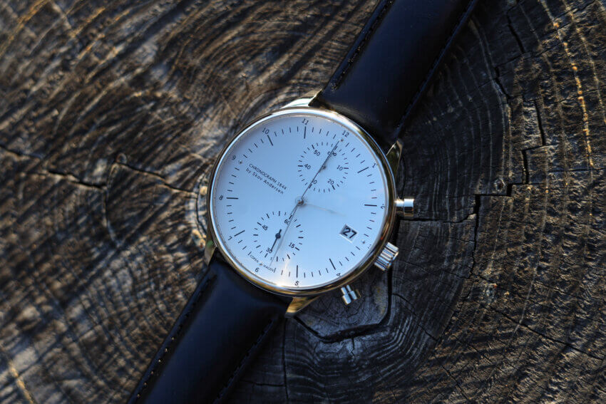 AV86（旧アバウトヴィンテージ）の1844クロノグラフ腕時計