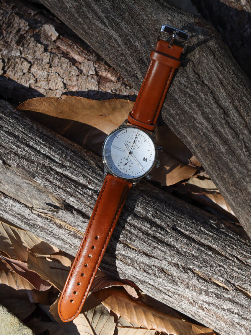 AV86（旧アバウトヴィンテージ）の1844クロノグラフ腕時計