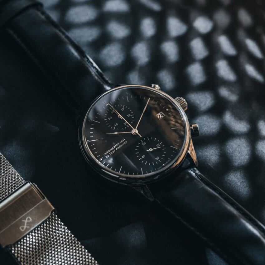 AV86（旧アバウトヴィンテージ）の1844クロノグラフ腕時計