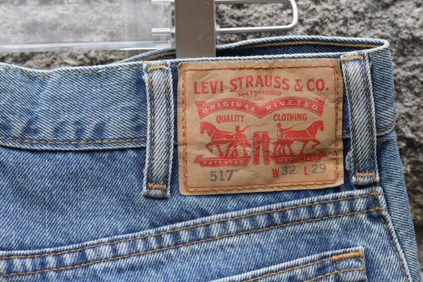 リーバイス517の古着のレザーパッチ