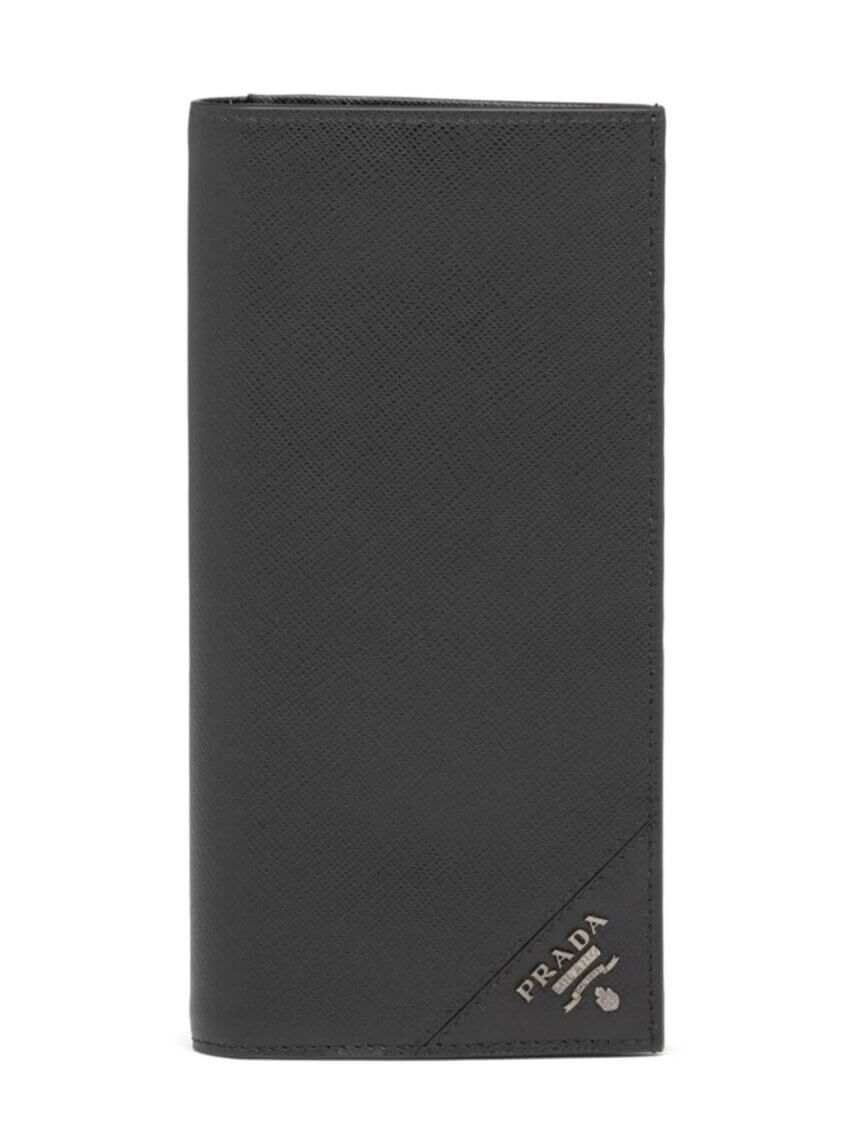 プラダのサフィアーノレザーメンズ長財布