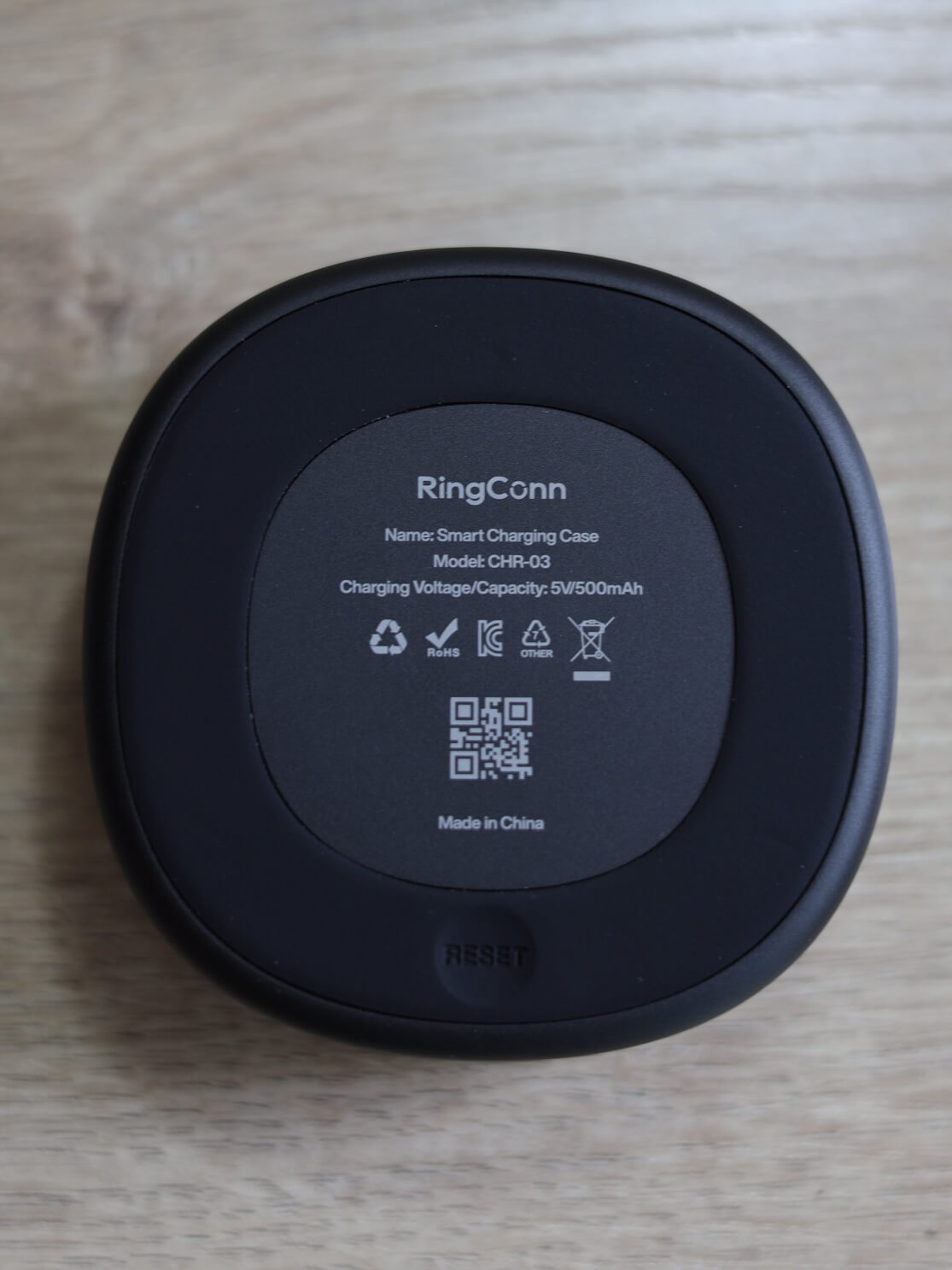 ringconn gen3 size 10 brushed silver charger (5) リンコンの持ち運び可能な充電ケース